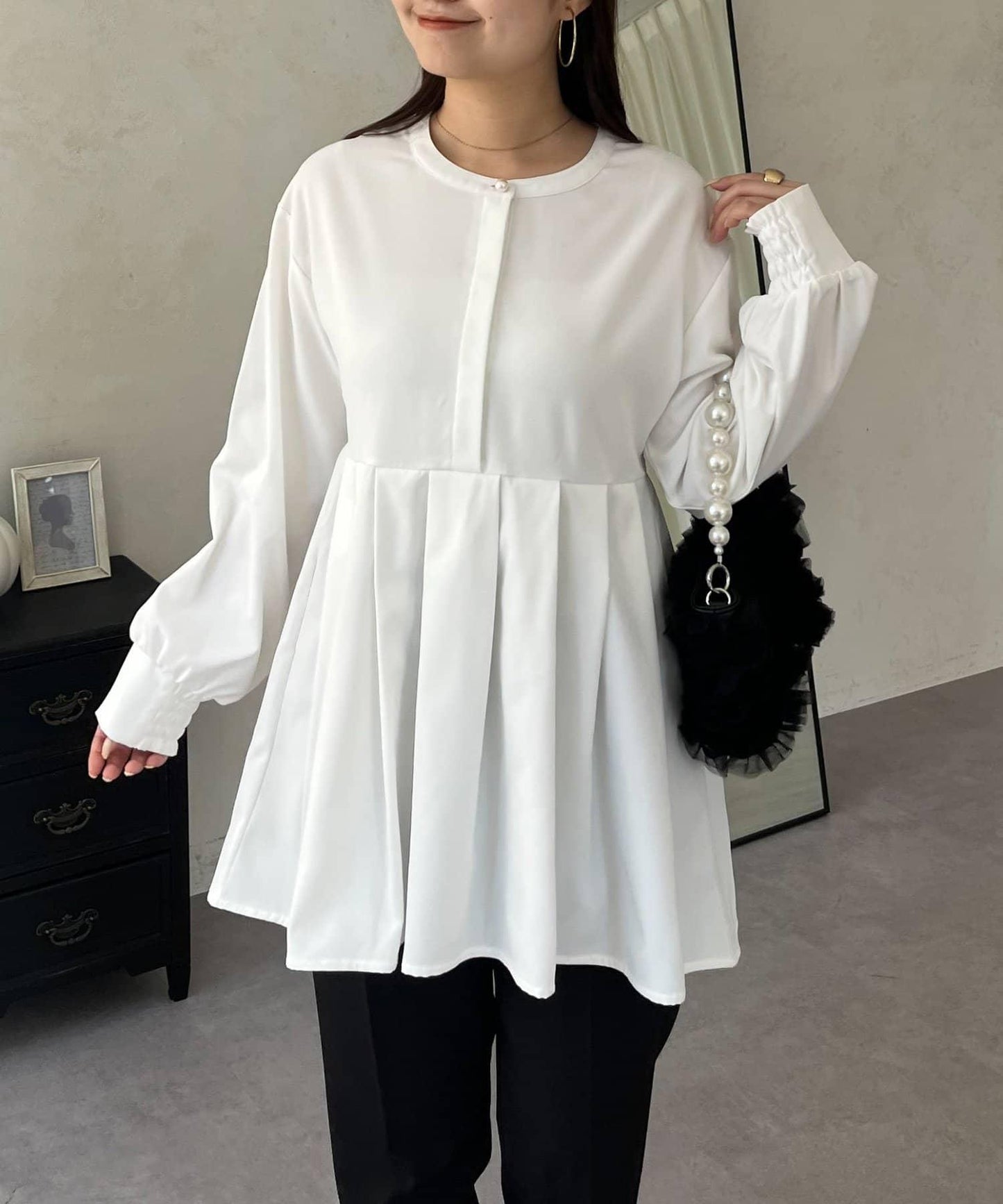 珍珠紐扣褶皺百褶荷葉邊上衣