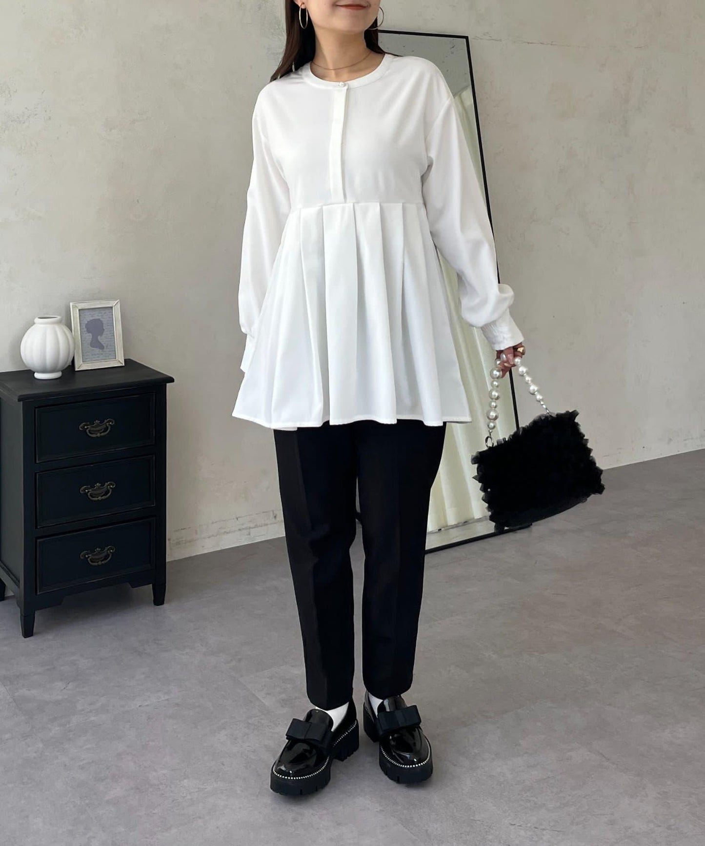 珍珠紐扣褶皺百褶荷葉邊上衣