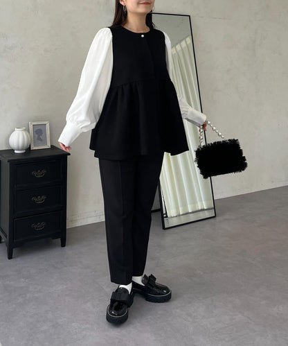 珍珠紐扣拼接荷葉邊上衣