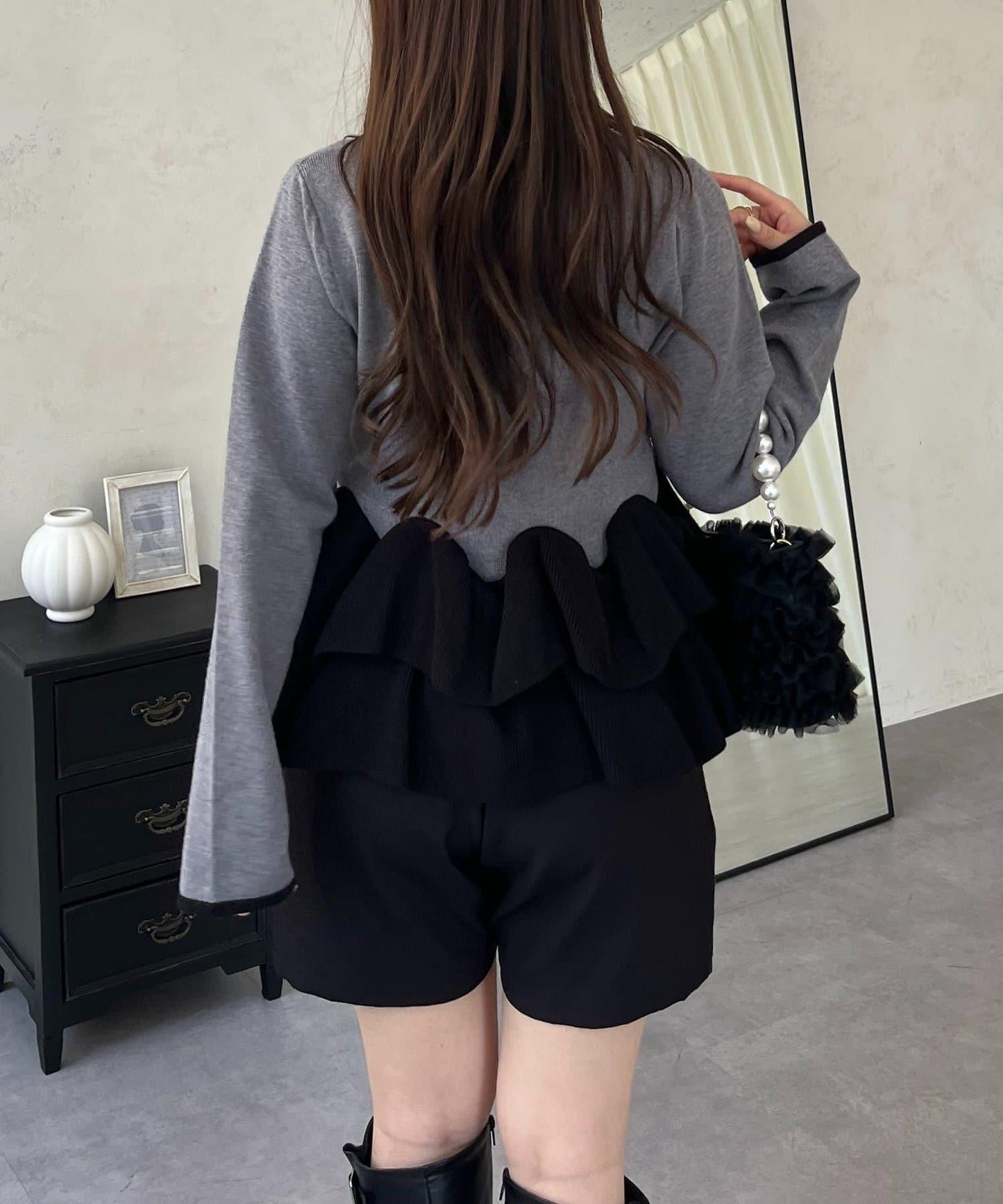 下襬荷葉邊針織開衫