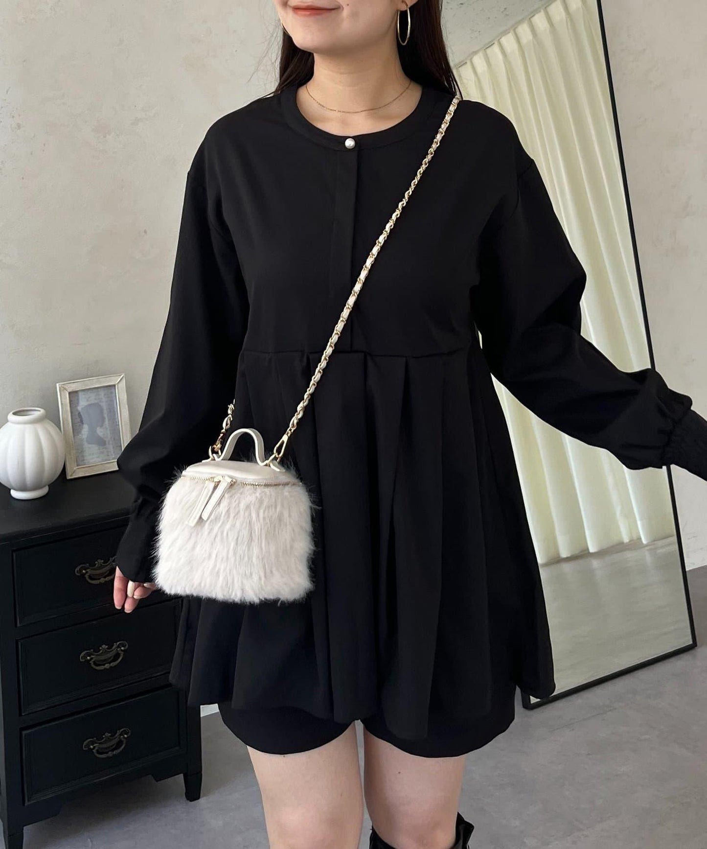 珍珠紐扣褶皺百褶荷葉邊上衣