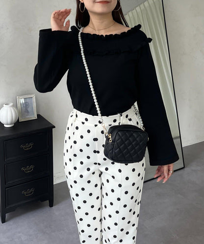 褶皺荷葉邊一字肩針織衫