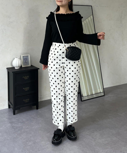 褶皺荷葉邊一字肩針織衫