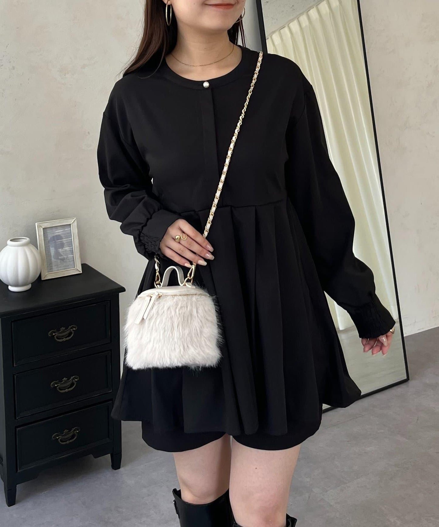 珍珠紐扣褶皺百褶荷葉邊上衣