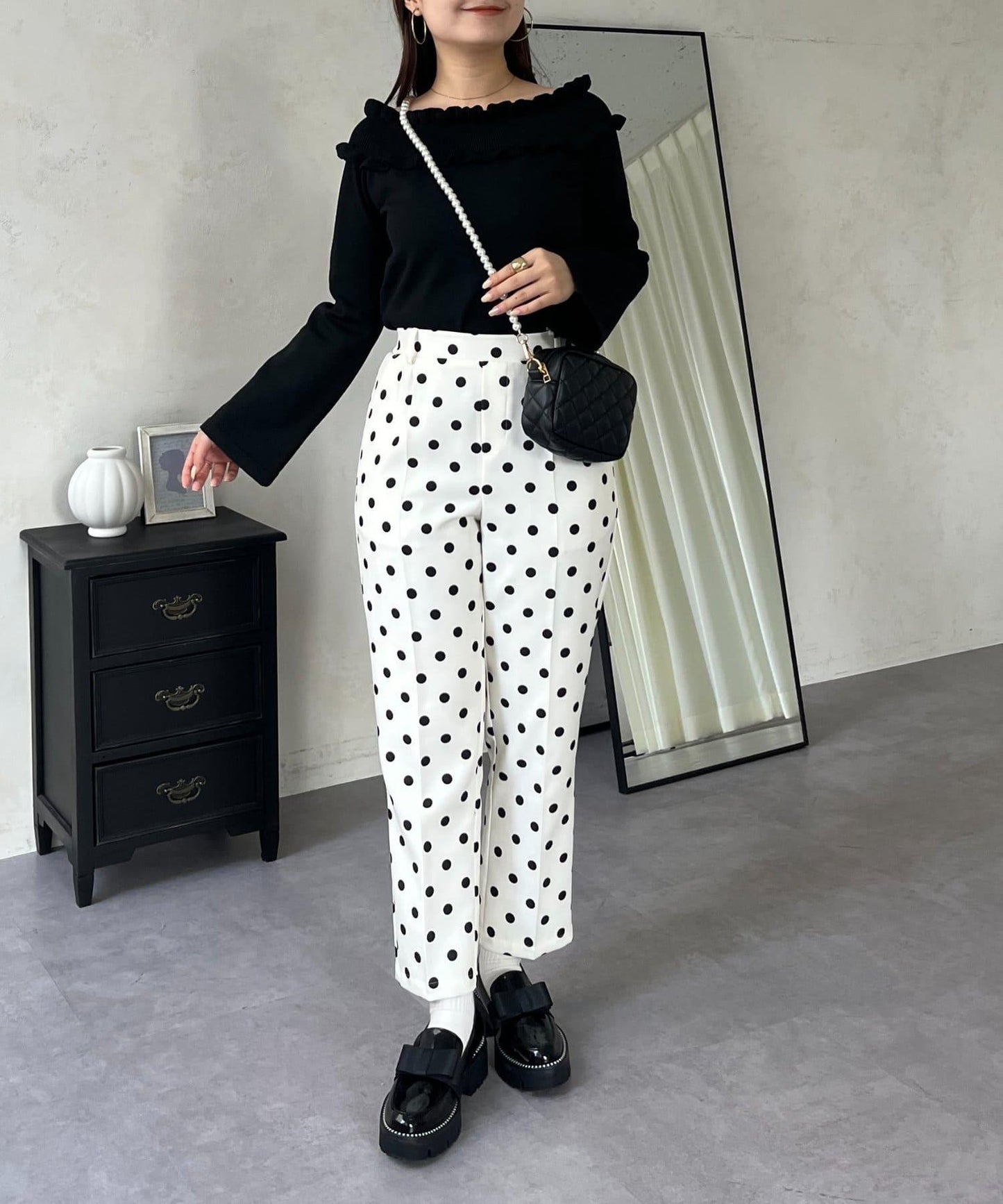 褶皺荷葉邊一字肩針織衫