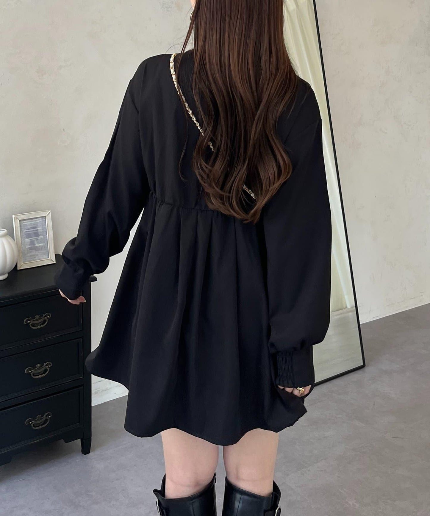 珍珠紐扣褶皺百褶荷葉邊上衣