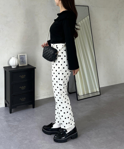 褶皺荷葉邊一字肩針織衫