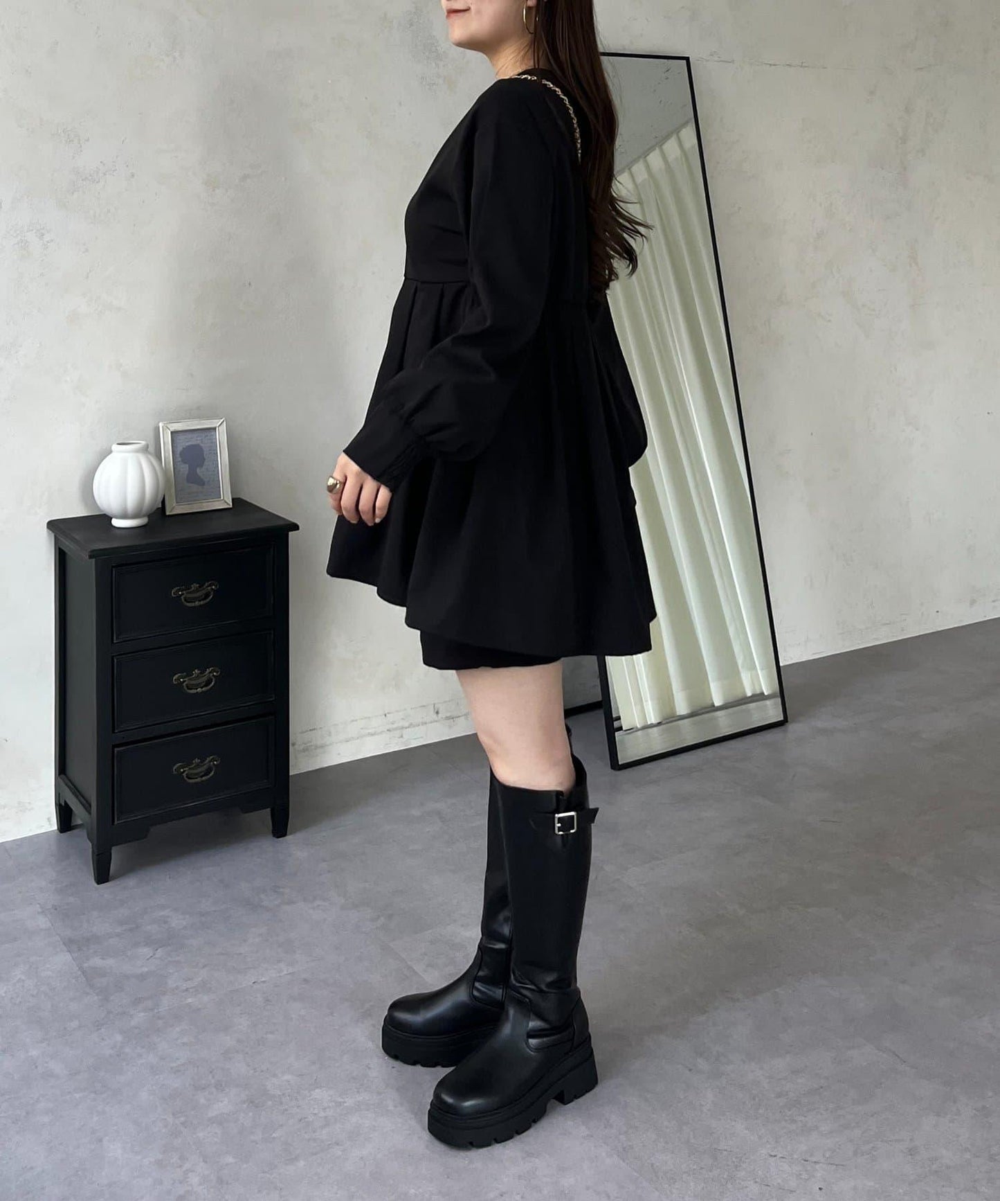 珍珠紐扣褶皺百褶荷葉邊上衣