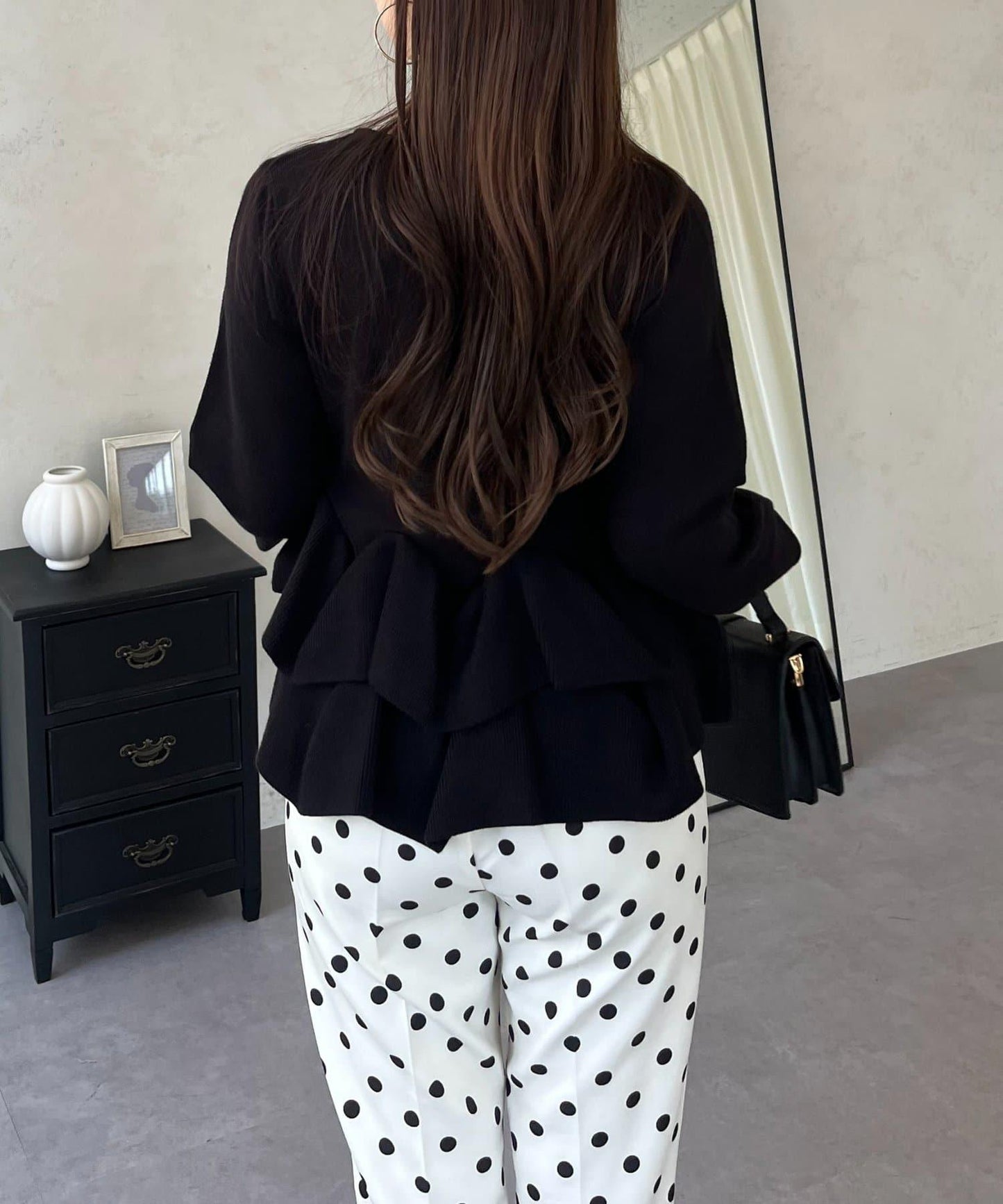 下襬荷葉邊針織開衫