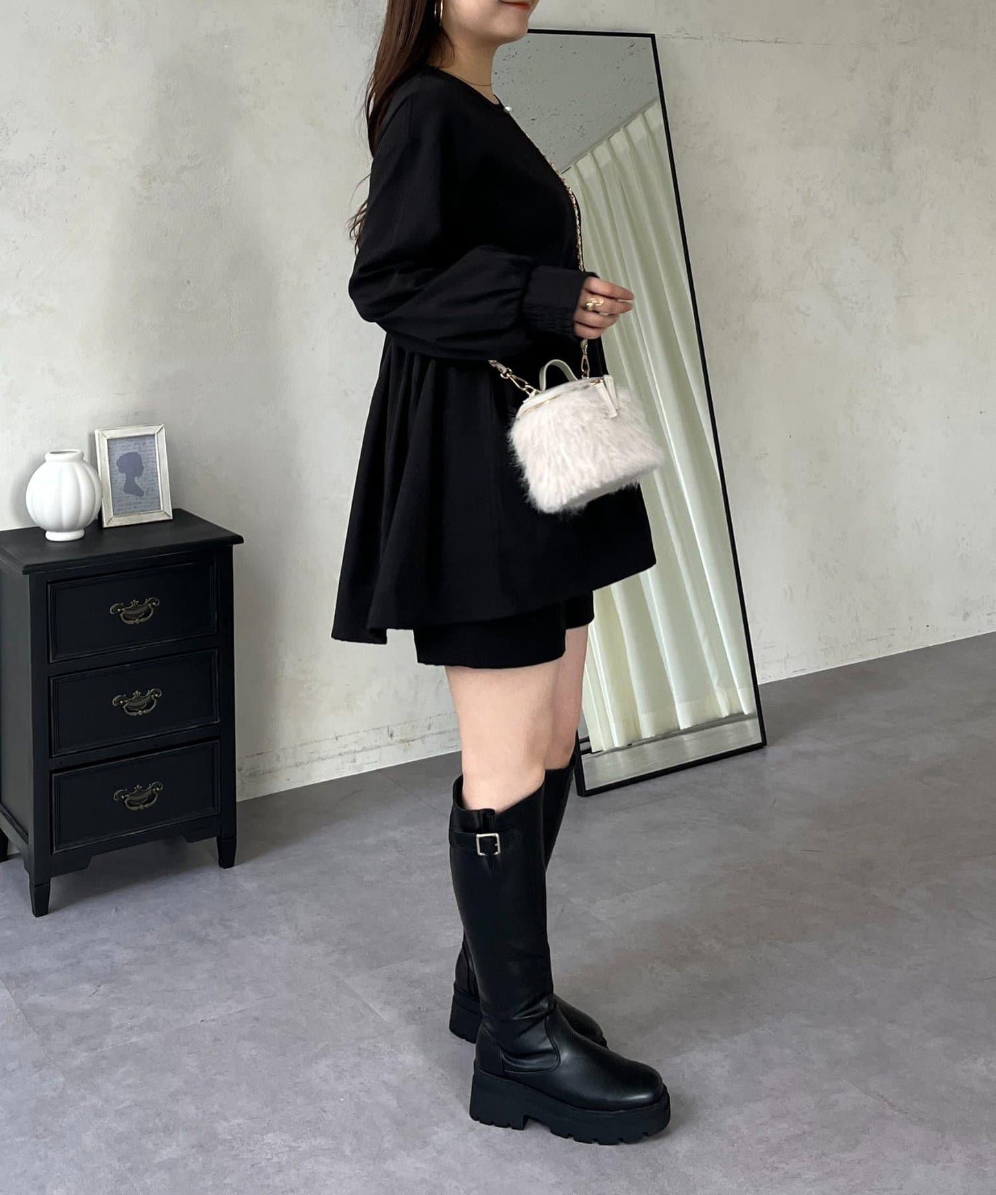 珍珠紐扣褶皺百褶荷葉邊上衣