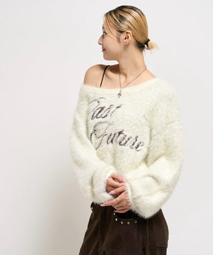 毛邊字母露肩針織衫