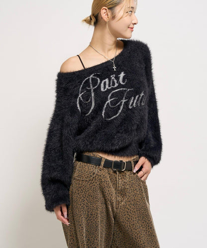 毛邊字母露肩針織衫