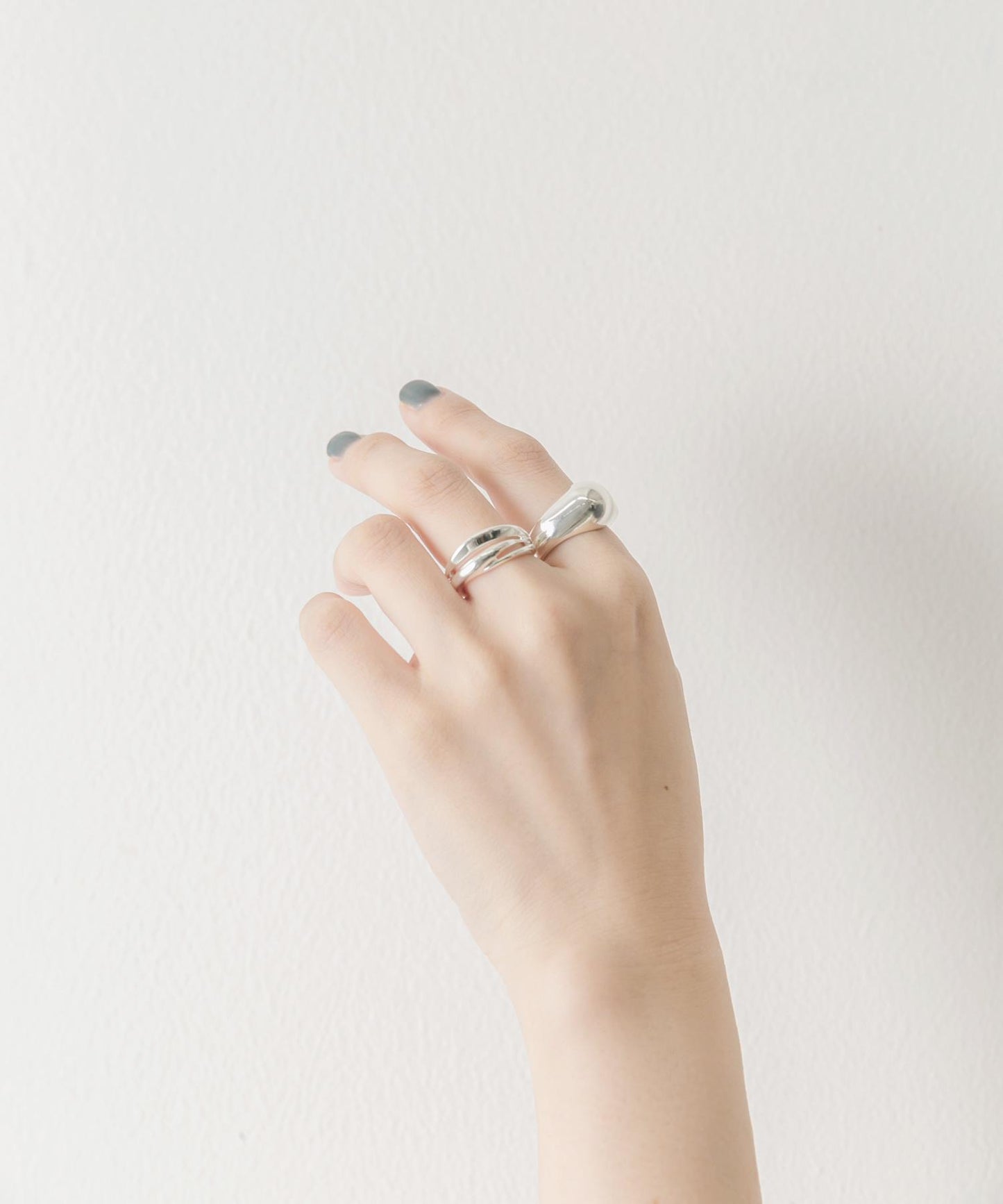 金屬質感豐盈雙件套戒指