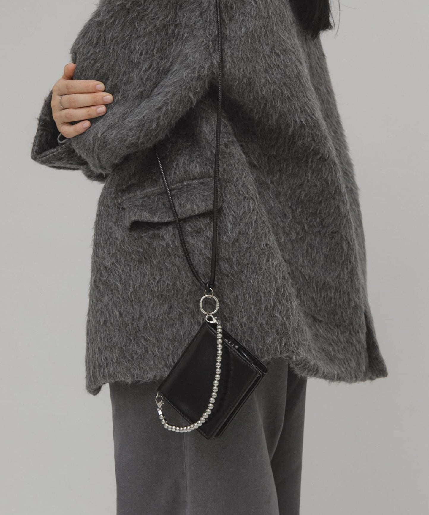 帶球形手柄單肩錢包