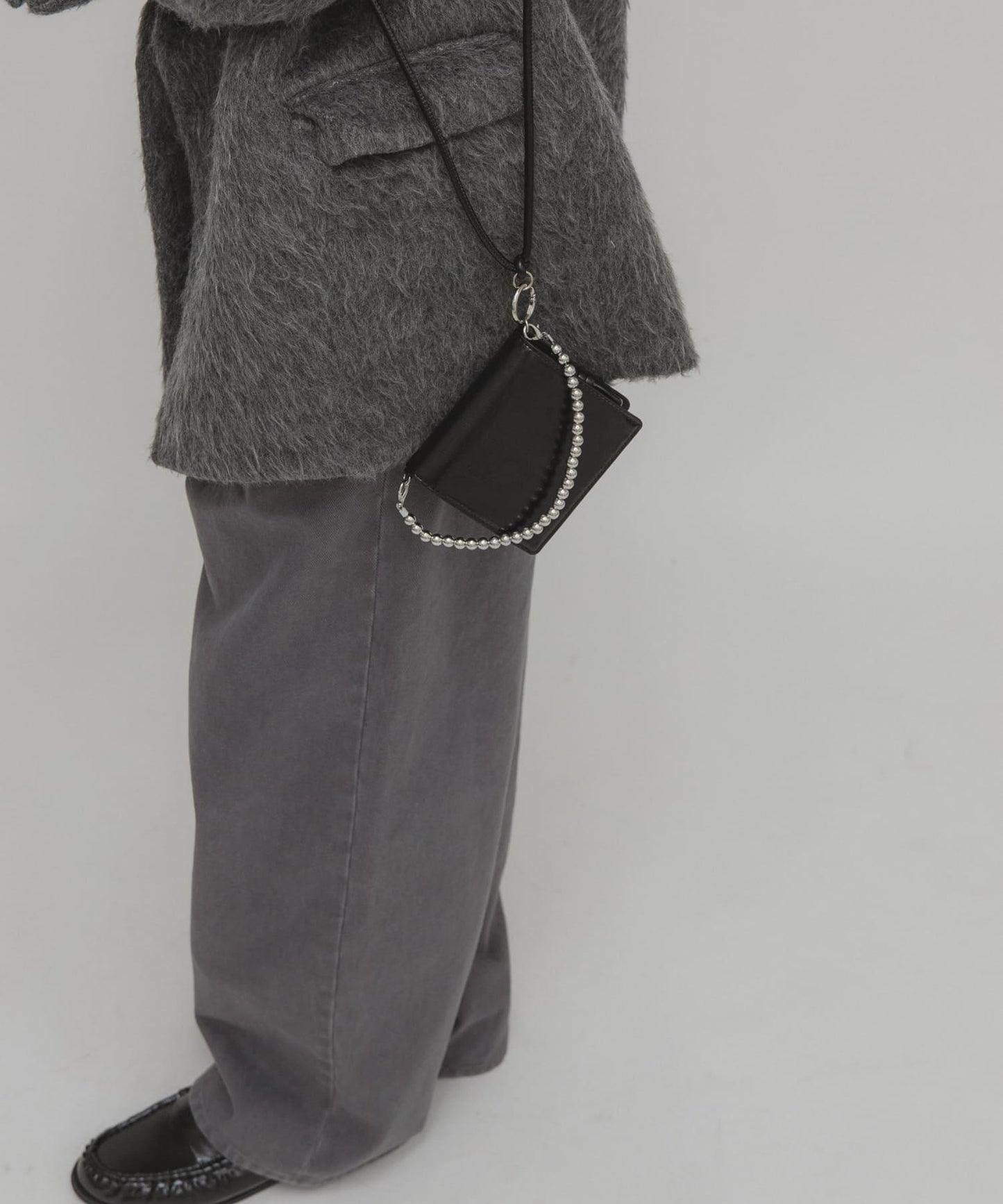 帶球形手柄單肩錢包