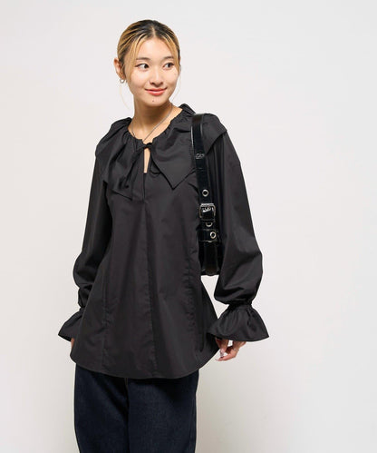 【WHO'S WHO gallery】大翻領荷葉邊襯衫