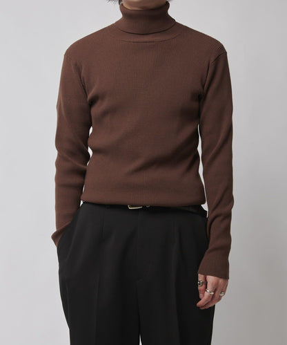 修身高領針織衫