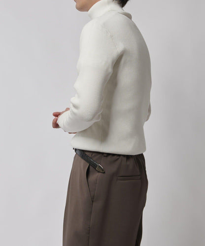 修身高領針織衫