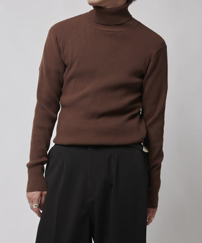 修身高領針織衫