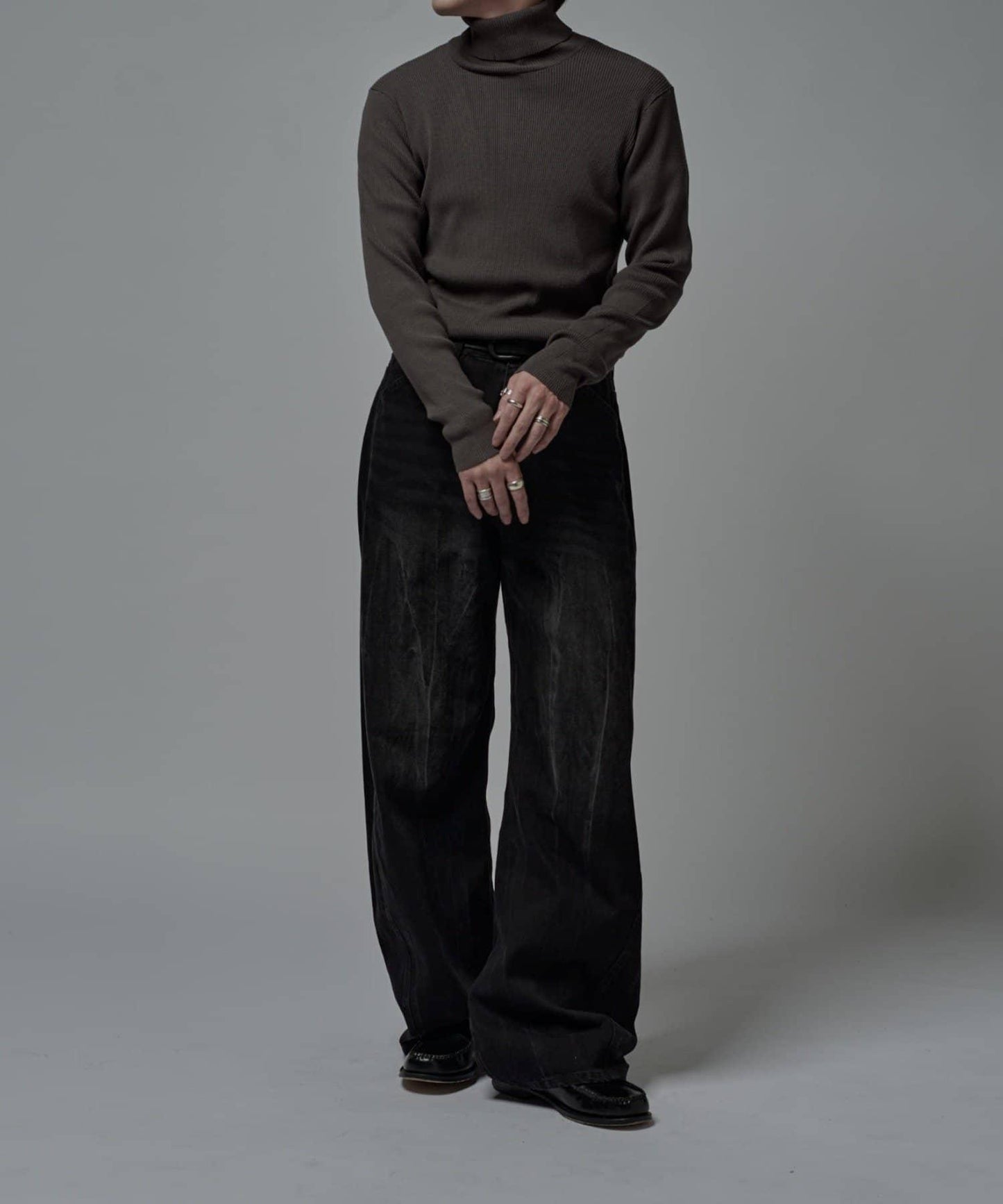 修身高領針織衫