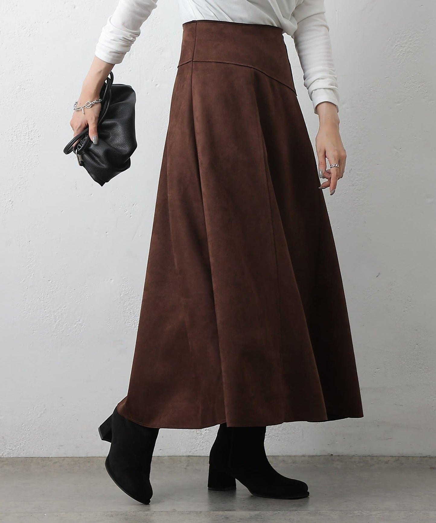 麂皮拼接喇叭裙