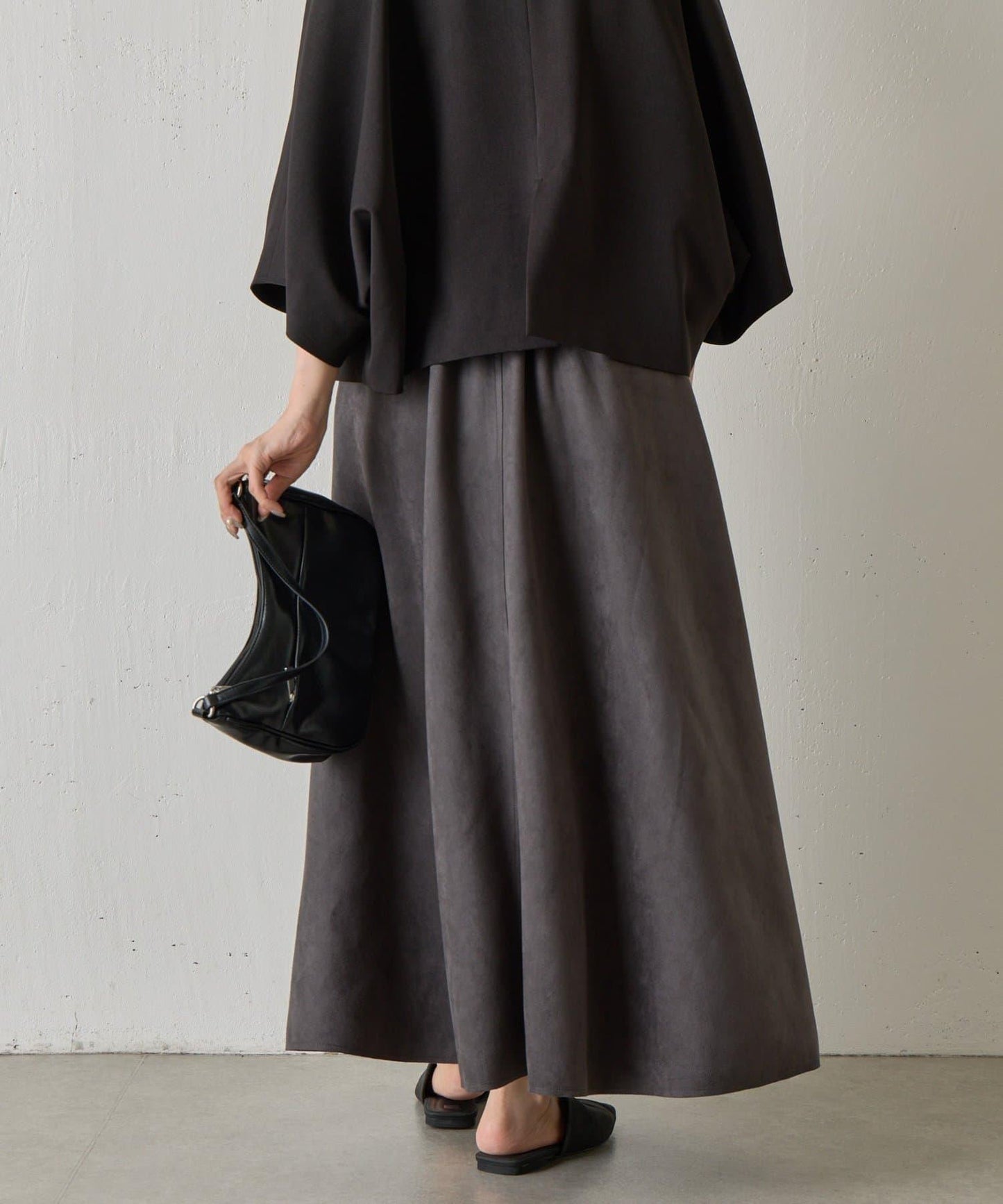 麂皮拼接喇叭裙