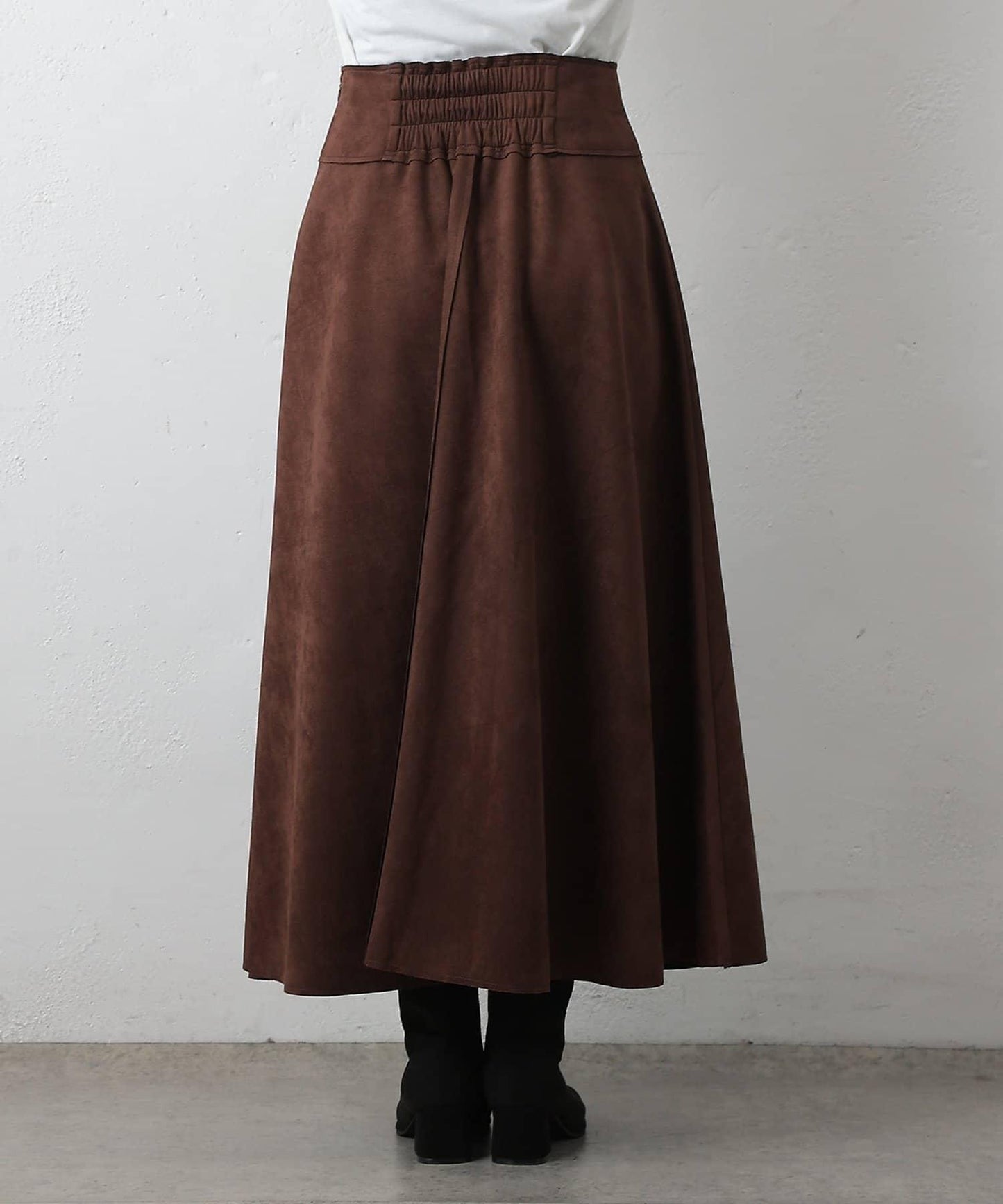 麂皮拼接喇叭裙