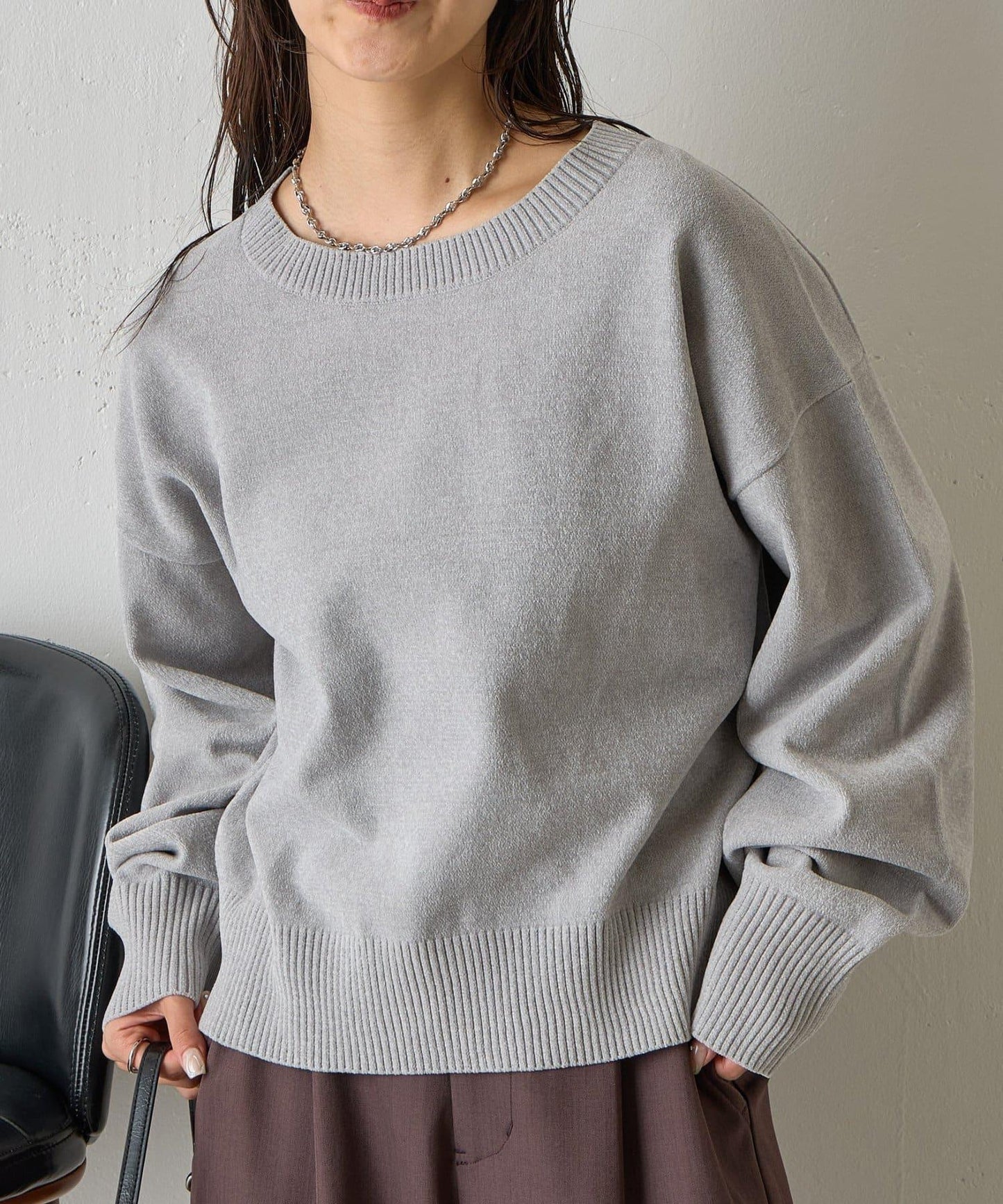 天鵝絨毛圈圓領套頭衫