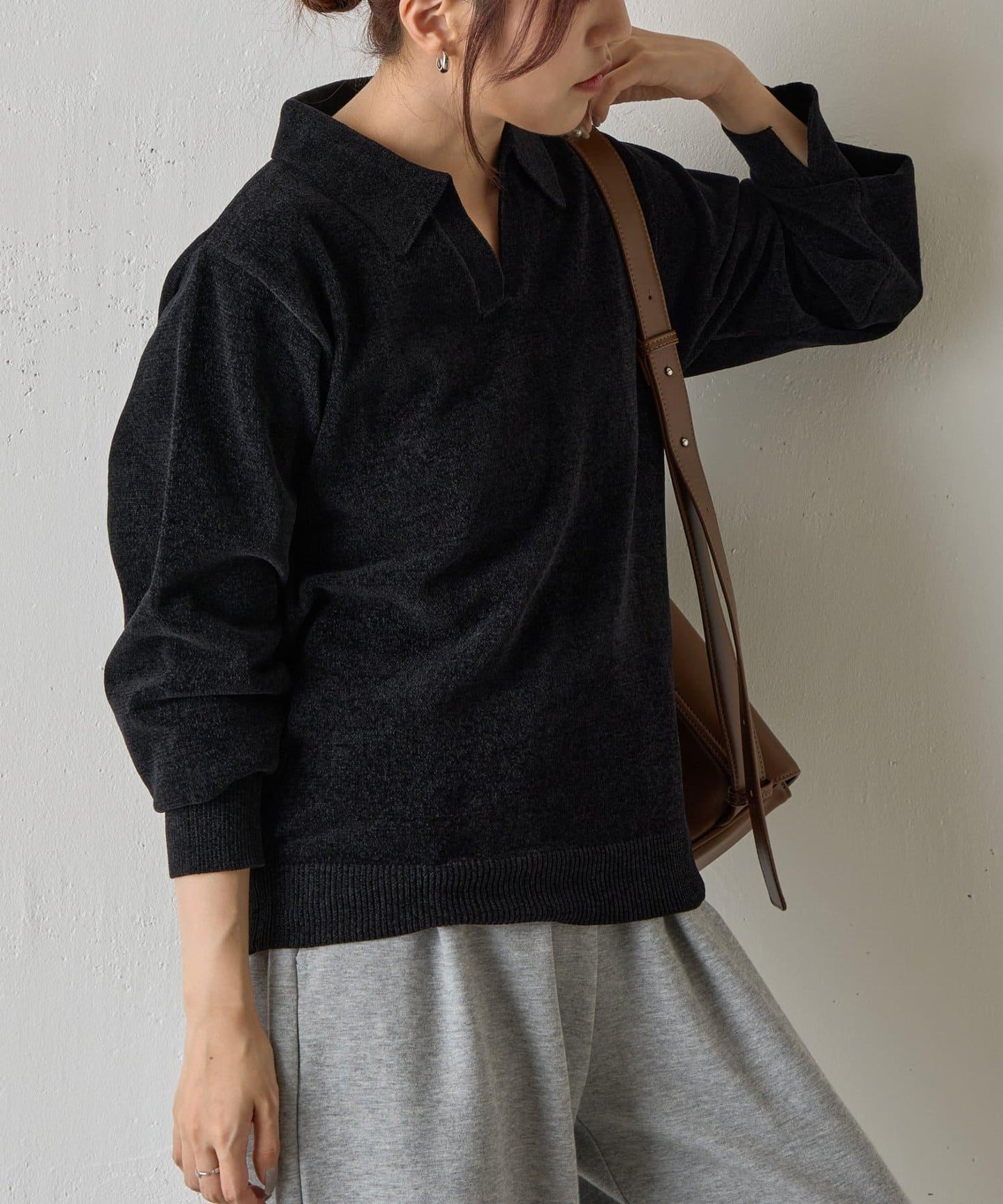 天鵝絨紗線開領翻領針織衫