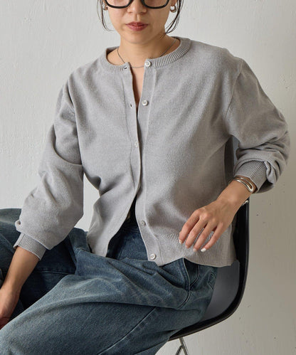 天鵝絨紗線圓領開衫