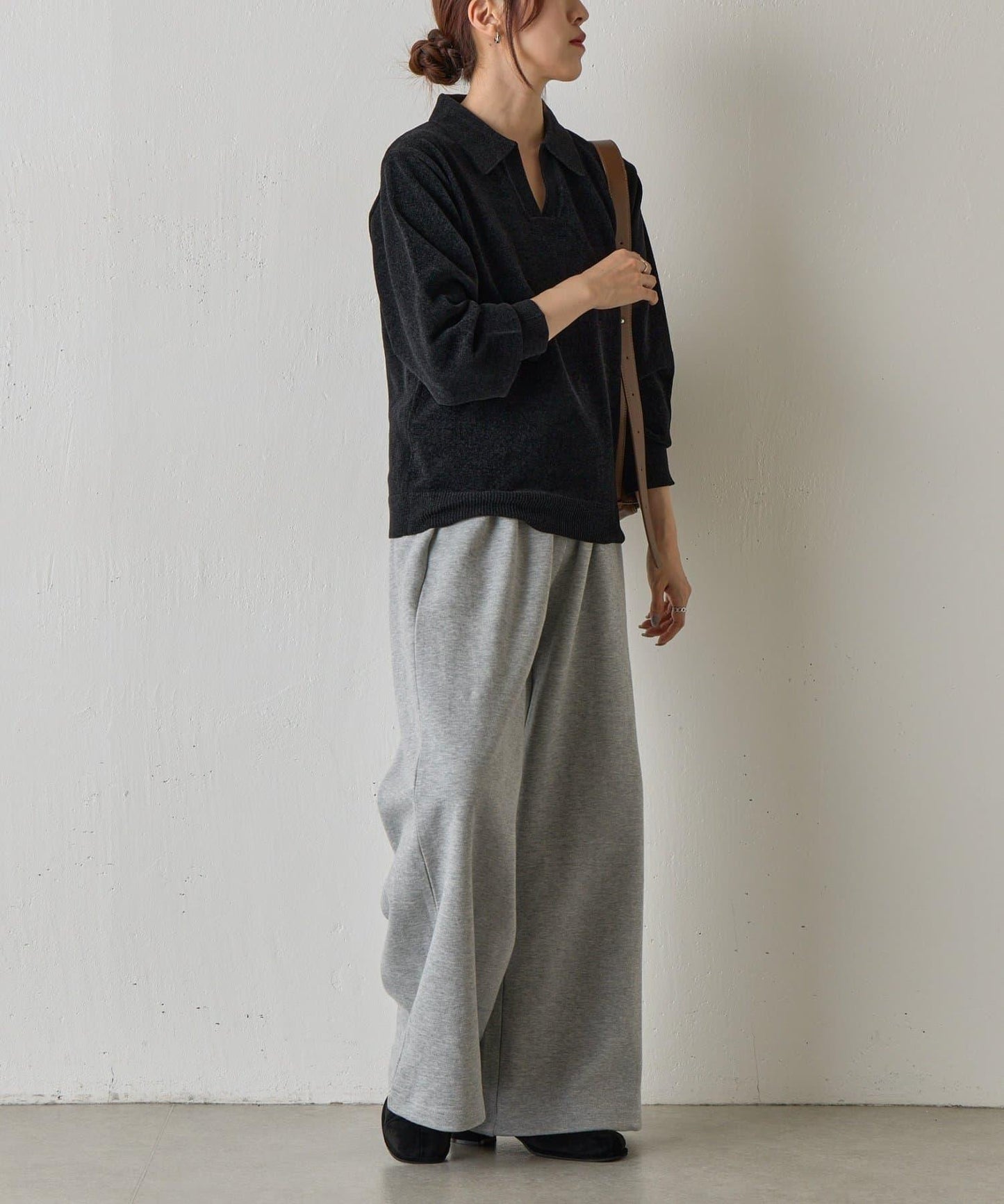 天鵝絨紗線開領翻領針織衫