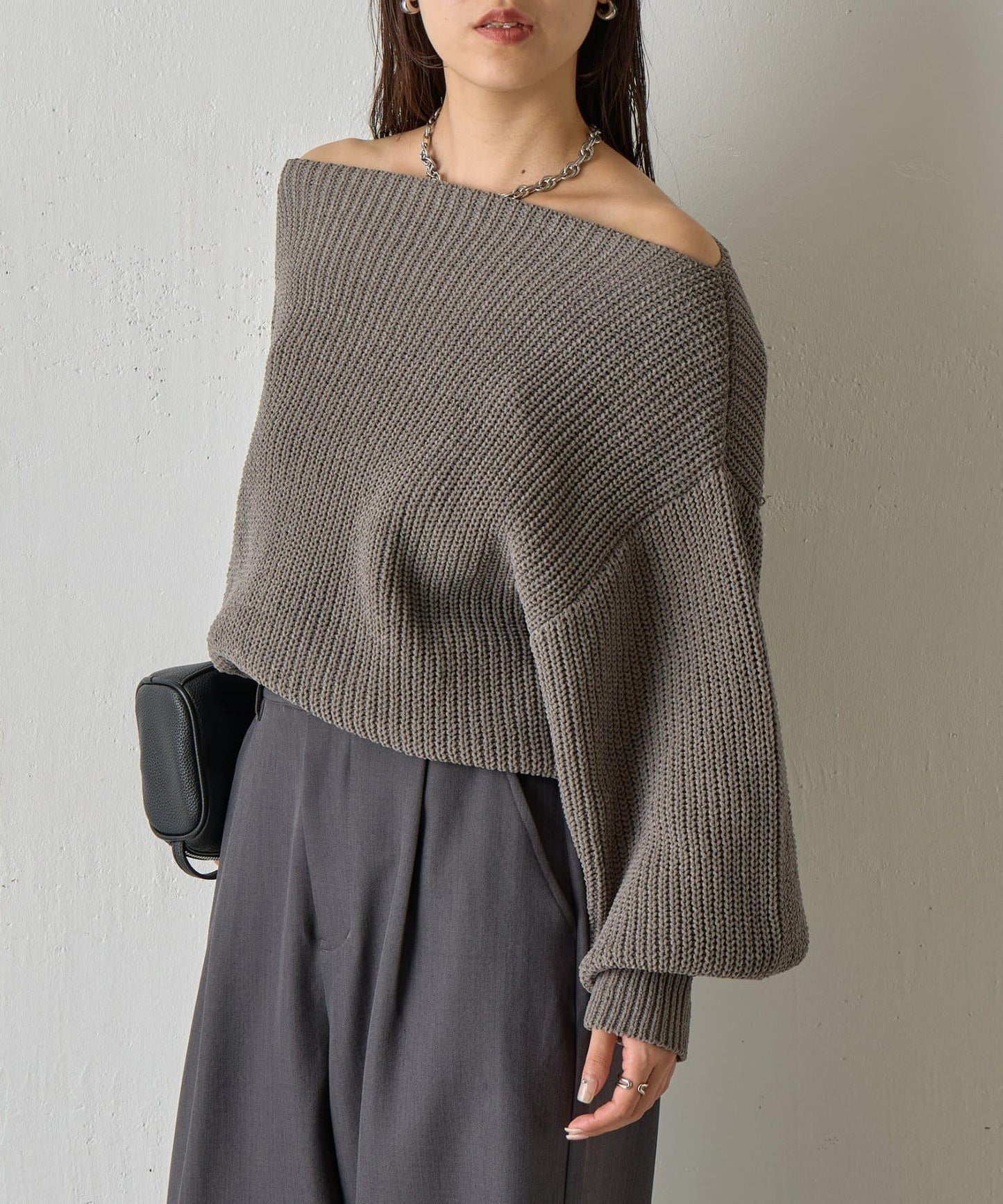 【復刻】毛絨一字肩針織衫