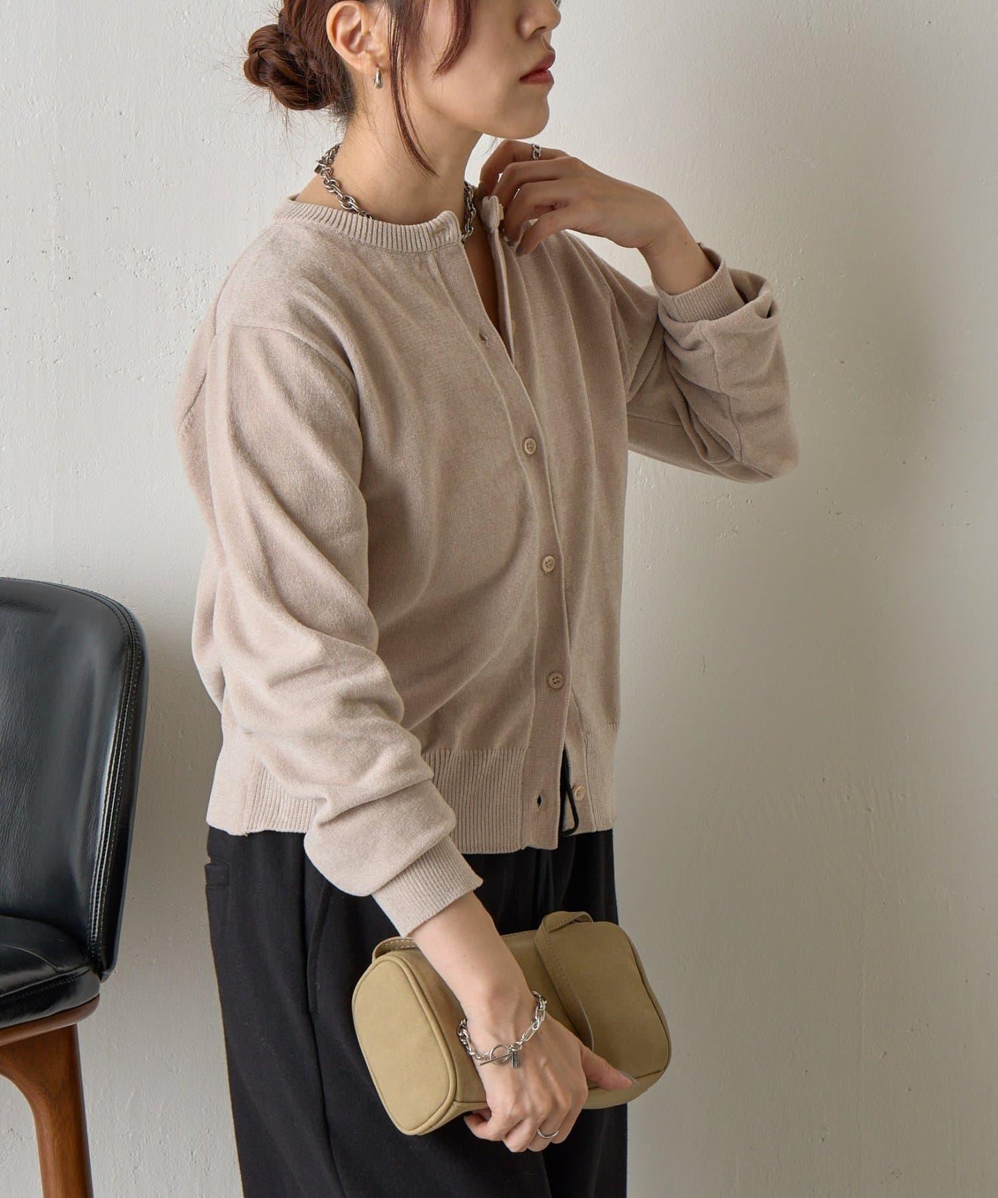 天鵝絨紗線圓領開衫