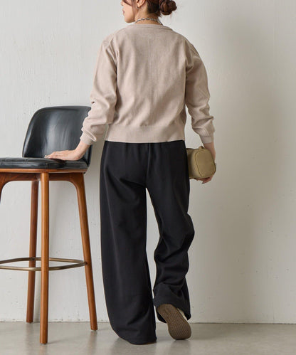 天鵝絨紗線圓領開衫