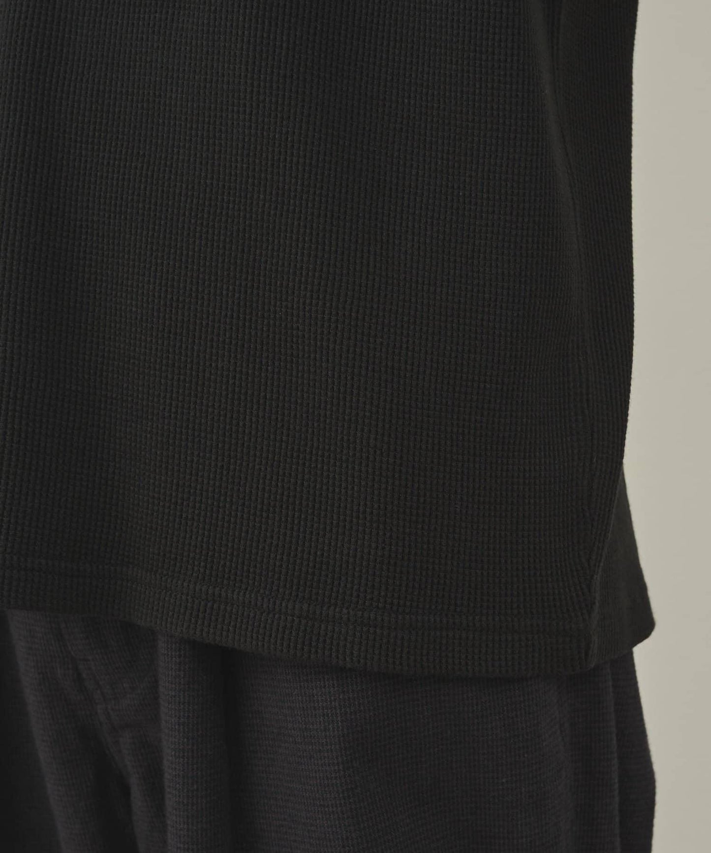 【paradigm】燃氣烤華夫格亨利領長袖T恤