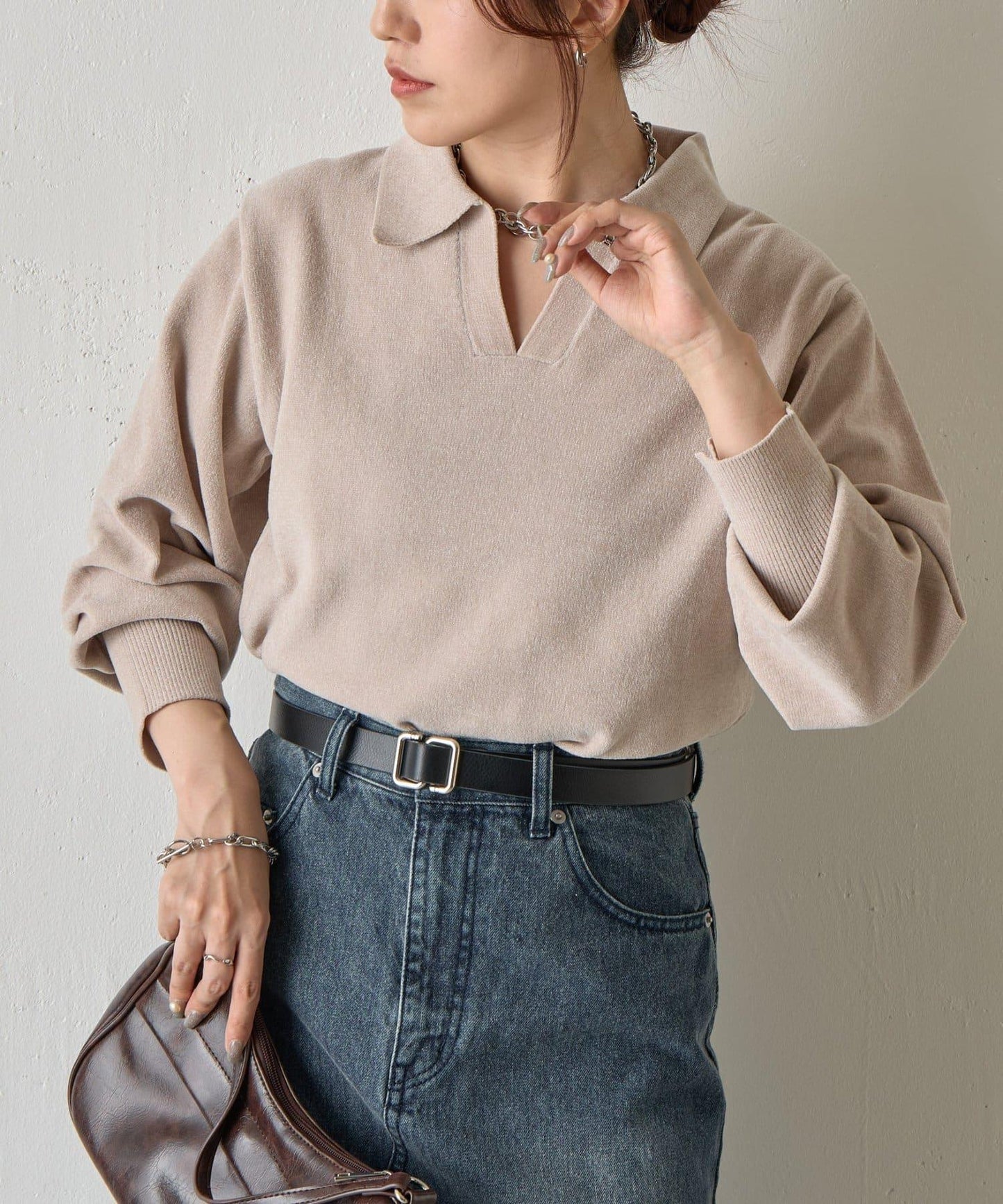 天鵝絨紗線開領翻領針織衫