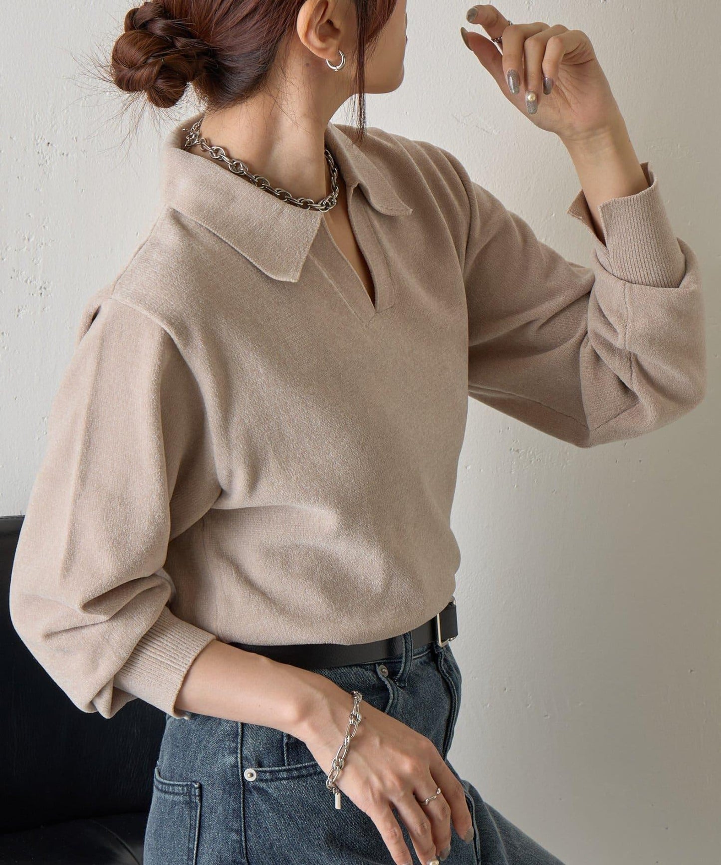 天鵝絨紗線開領翻領針織衫