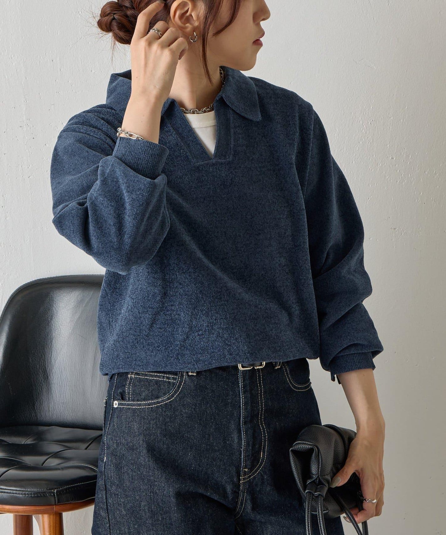 天鵝絨紗線開領翻領針織衫