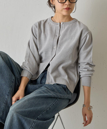 天鵝絨紗線圓領開衫