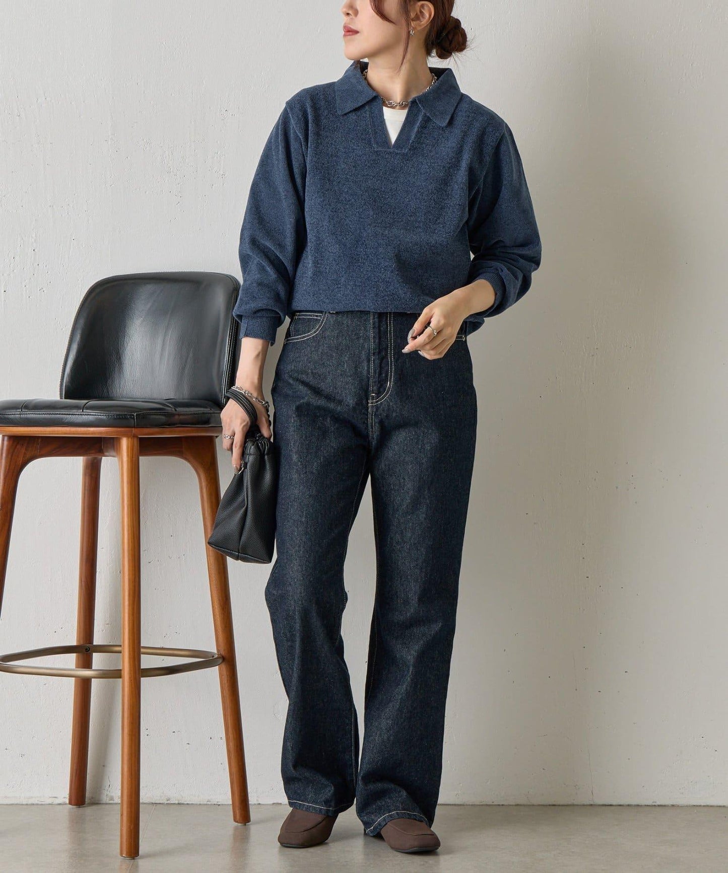 天鵝絨紗線開領翻領針織衫