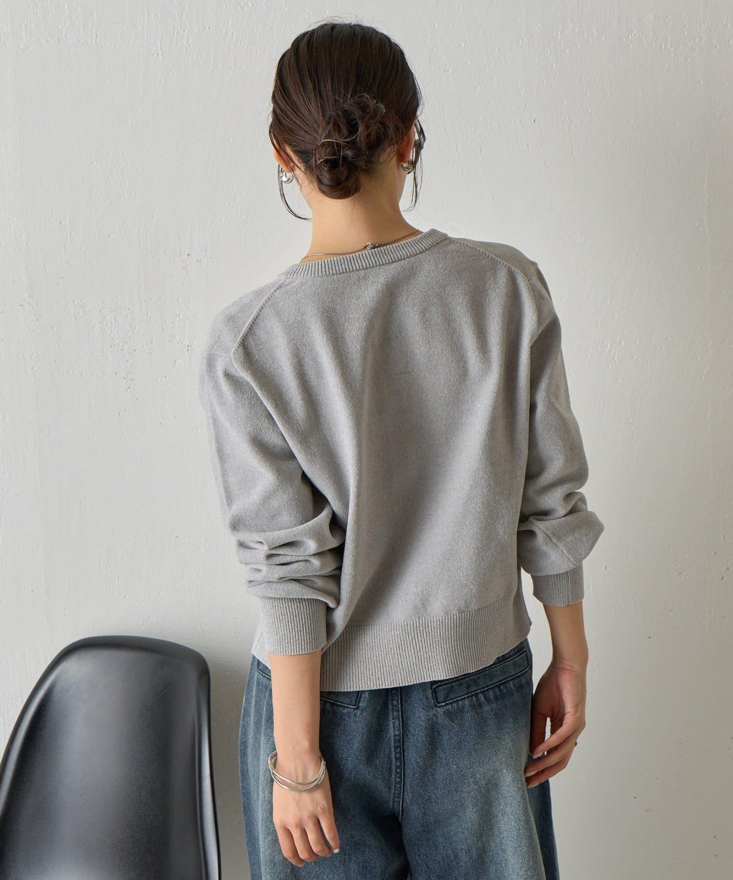 天鵝絨紗線圓領開衫