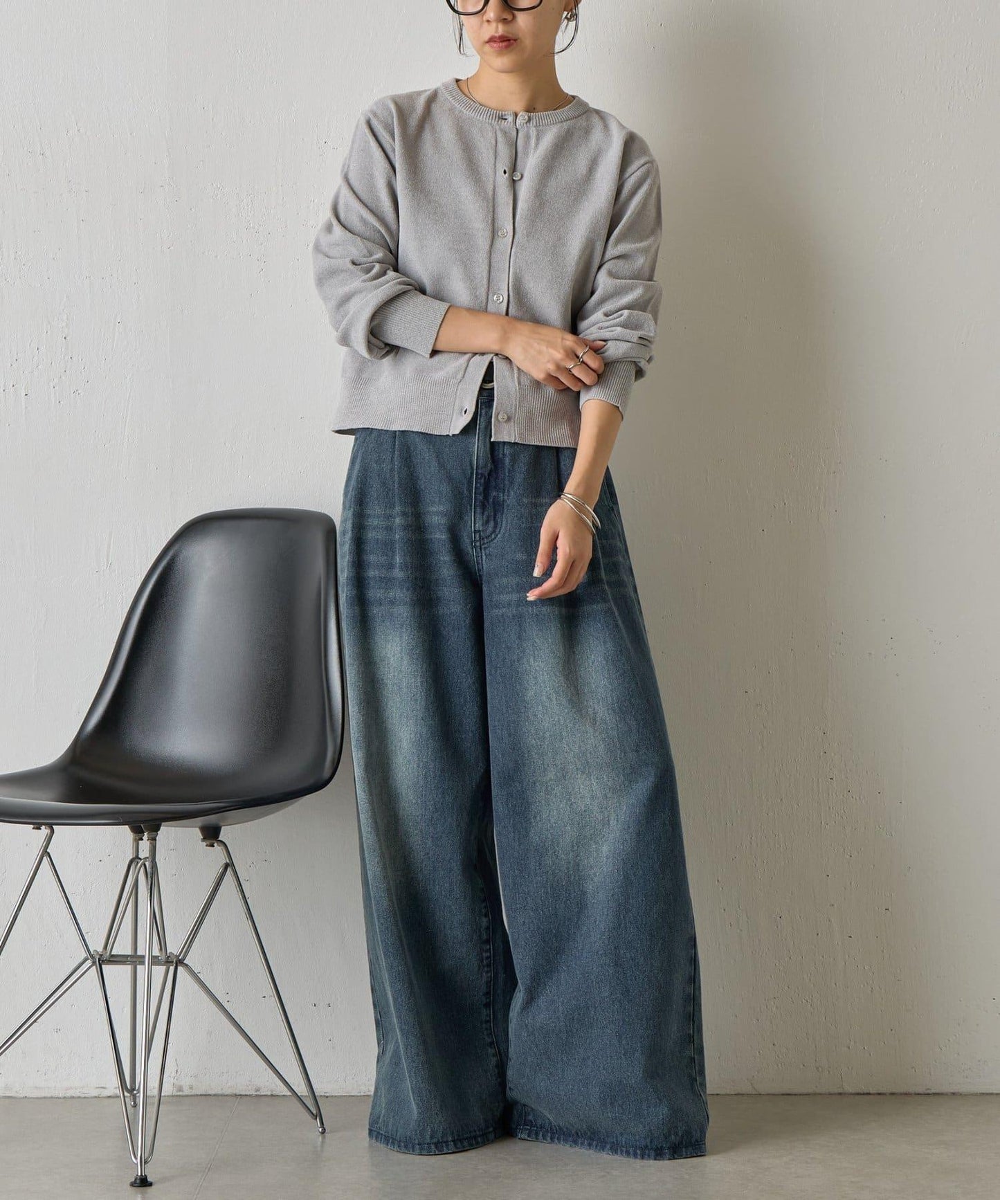 天鵝絨紗線圓領開衫