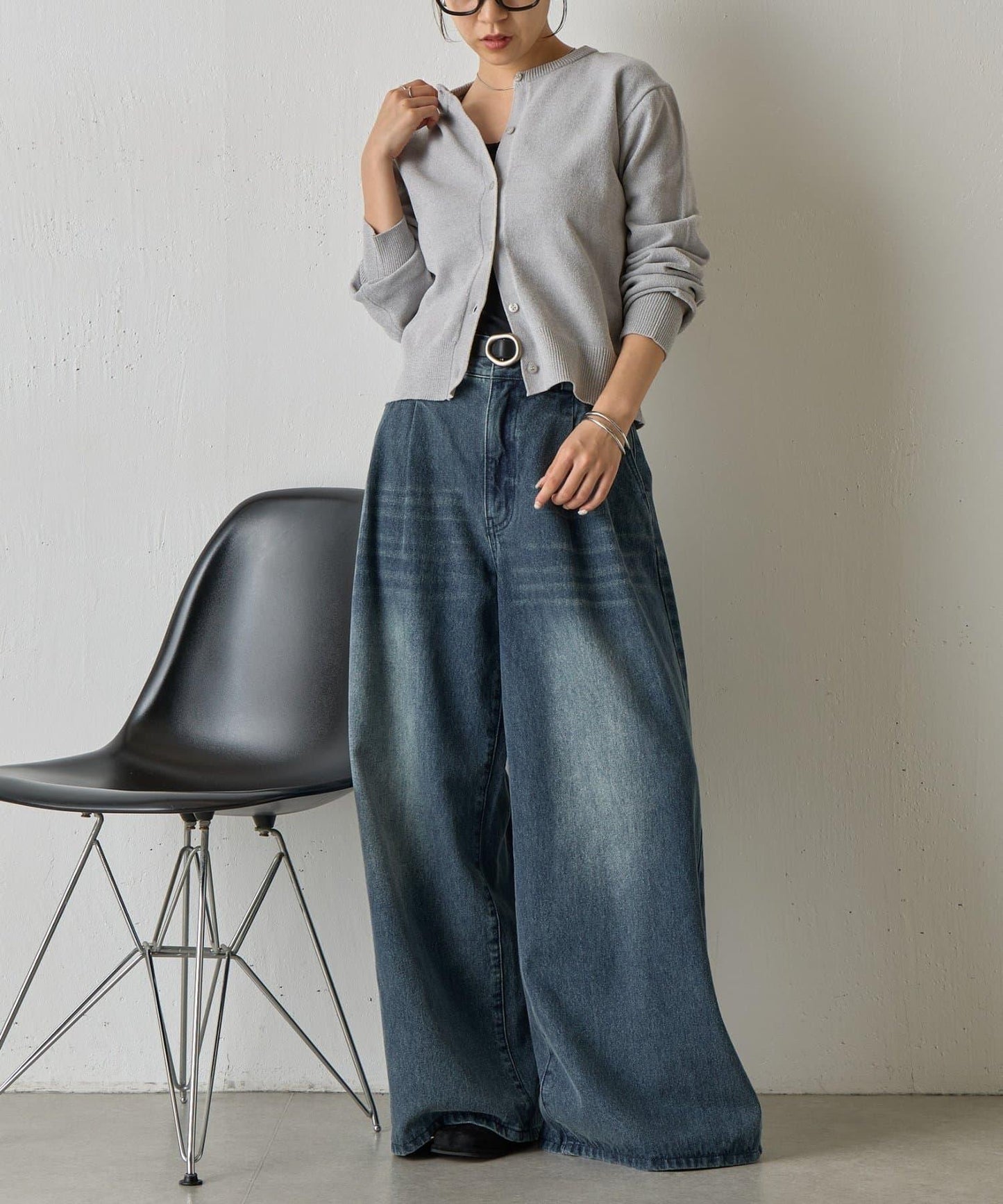 天鵝絨紗線圓領開衫