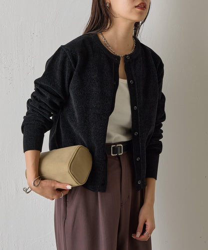 天鵝絨紗線圓領開衫