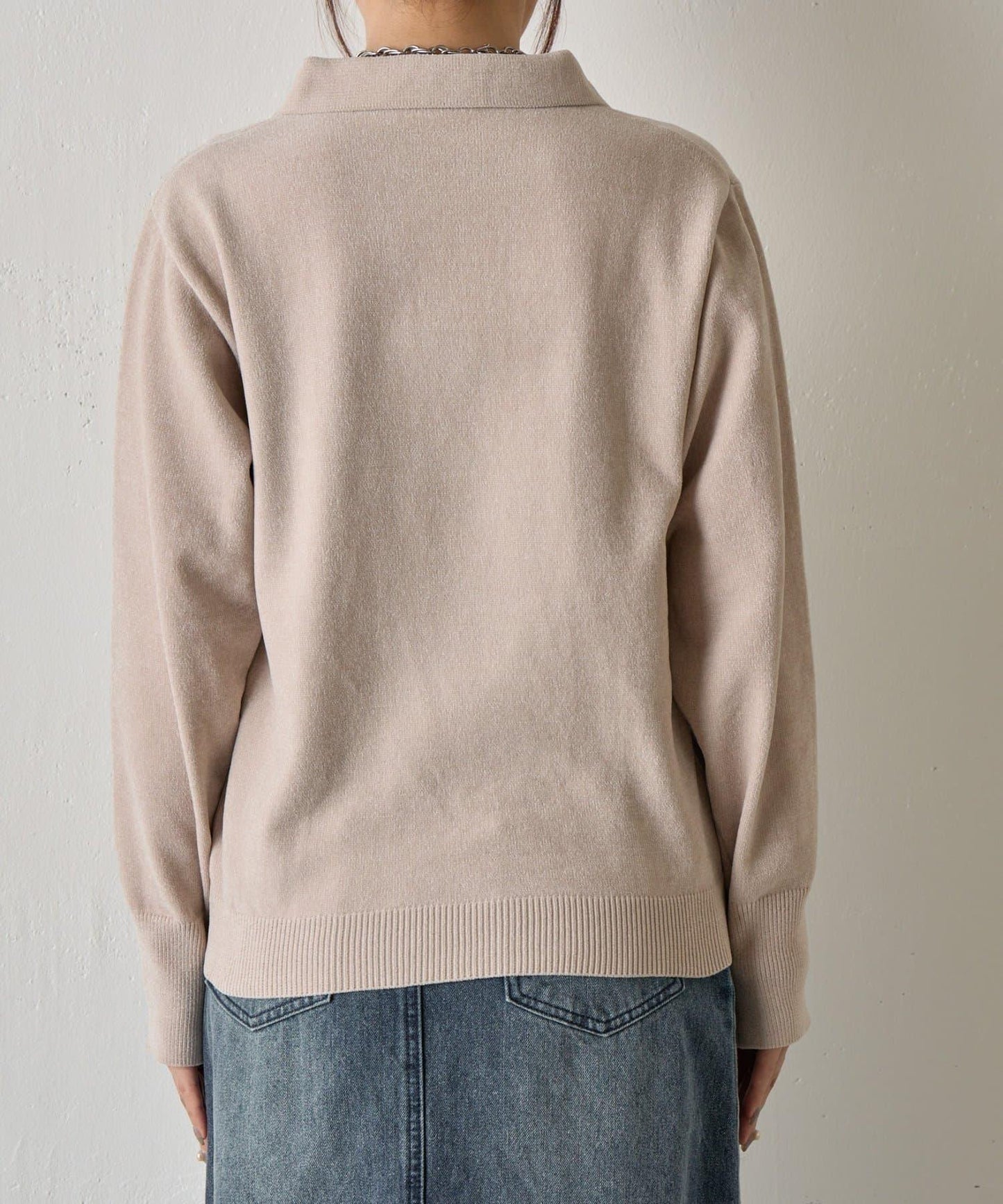 天鵝絨紗線開領翻領針織衫