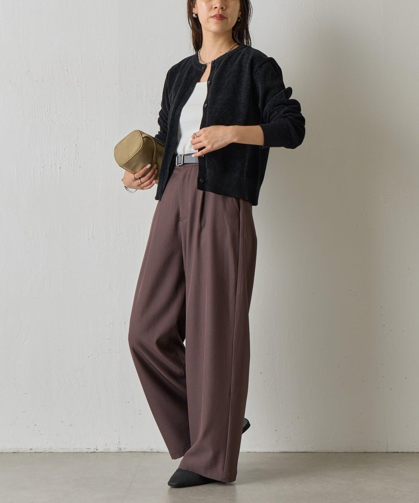 天鵝絨紗線圓領開衫