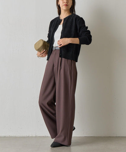 天鵝絨紗線圓領開衫