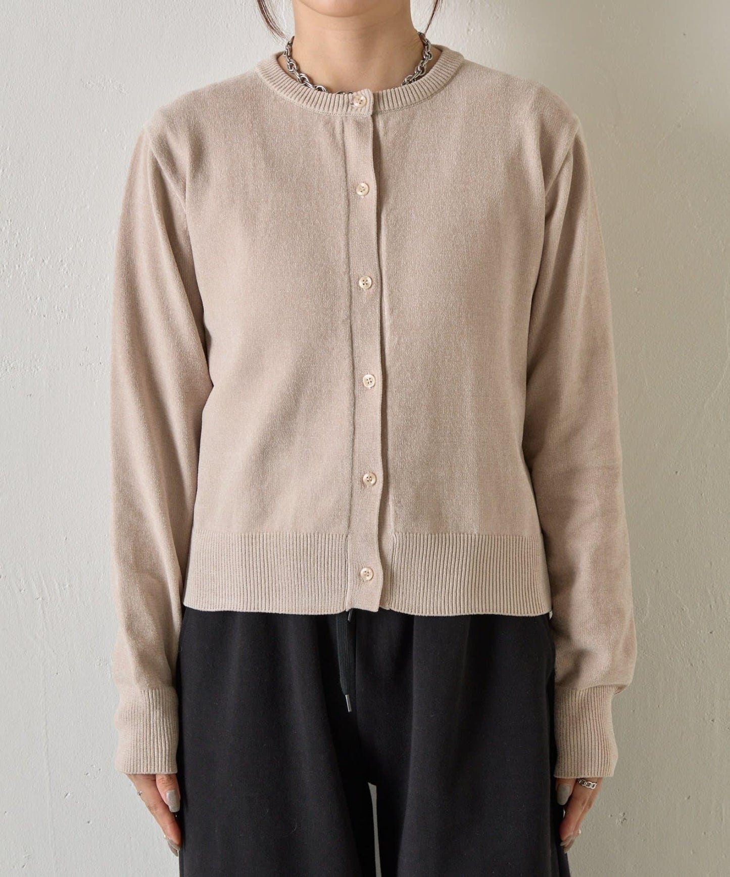 天鵝絨紗線圓領開衫