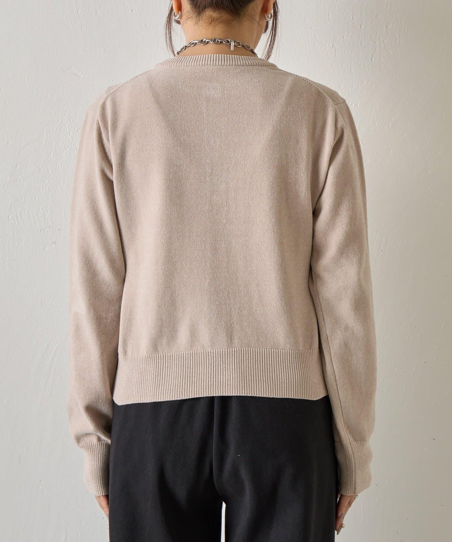 天鵝絨紗線圓領開衫