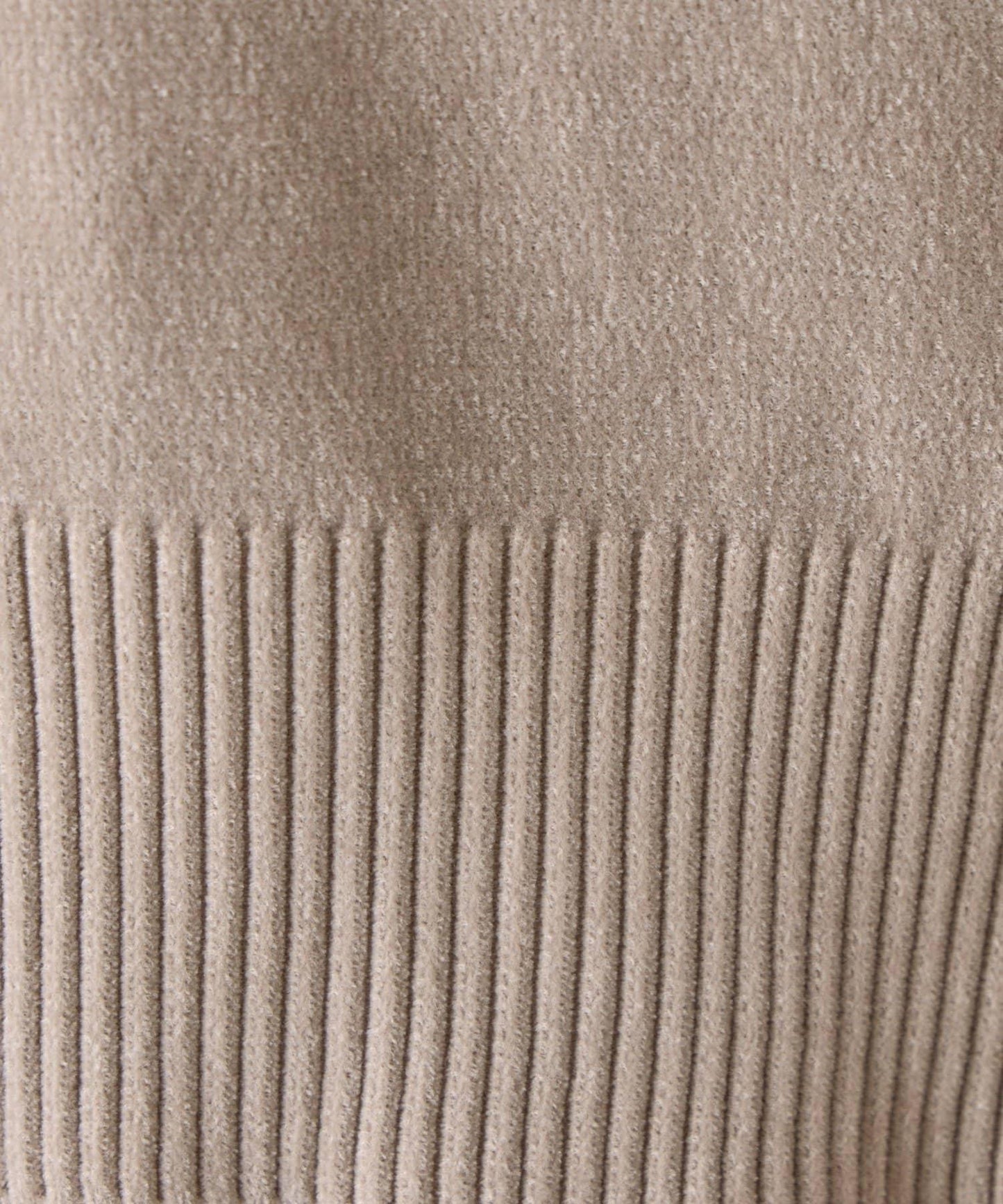 天鵝絨毛圈圓領套頭衫